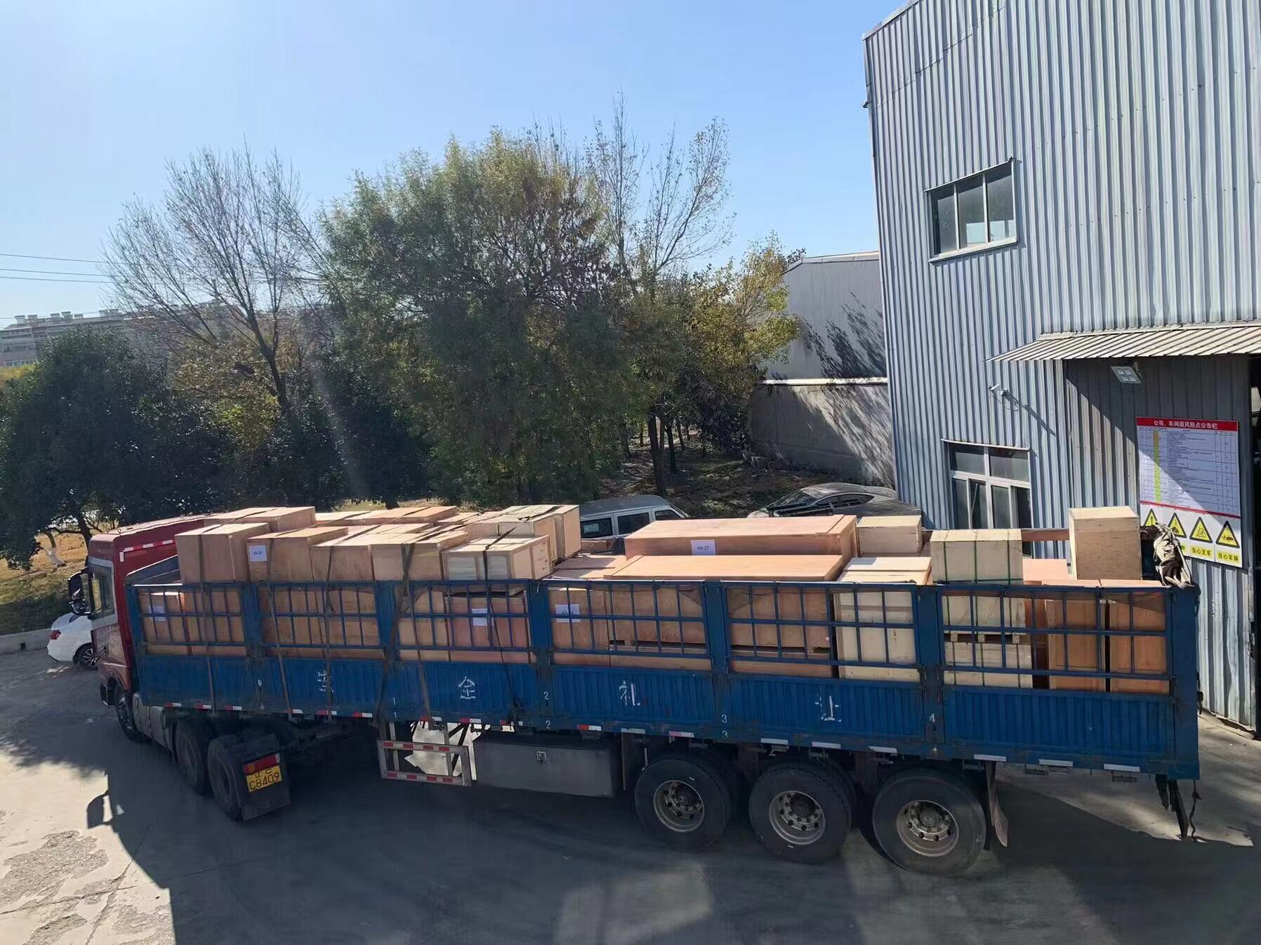 永兴集团电子万能试验机 液压万能试验机 装车发货